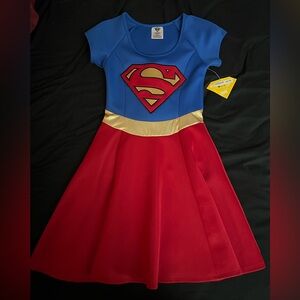 Supergirl Halloween cosplay costume from Spirit Halloween